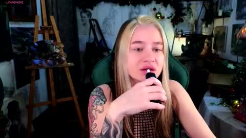 Leila online show from 01.10.26