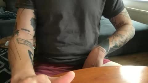 Snapshot of uwantitno chatting on 02.20.26 uwantitno online show from 02.20.26