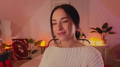 Anika On vacation online show from 02.04.25