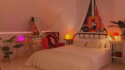 Anika On vacation online show from 02.19.25