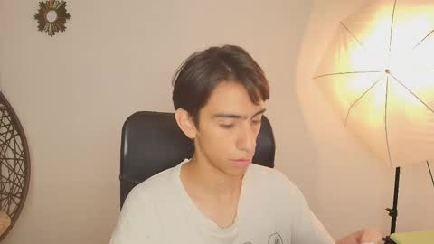 UYUKIE online show from 09.30.25