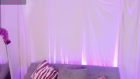 Snapshot of v1cky_ chatting on 07.26.26 v1cky_ online show from 07.26.26