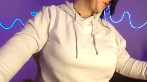 Snapshot of vaalentina_01 chatting on 01.11.26 VALENTINA online show from 01.11.26