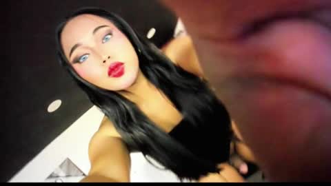 Snapshot of vae_sha chatting on 04.29.26 JESS - DONT FORGET TO FOLLOW ME AND GIVE ME THUMBS UP online show from 04.29.26