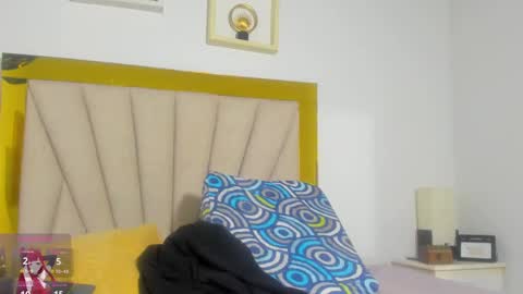 Snapshot of vahiolet_fuentes chatting on 01.20.25 vahioleth online show from 01.20.25