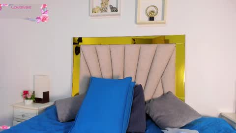 Snapshot of vahiolet_fuentes chatting on 10.17.25 vahioleth online show from 10.17.25