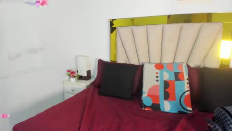 Snapshot of vahiolet_fuentes chatting on 10.28.25 vahioleth online show from 10.28.25