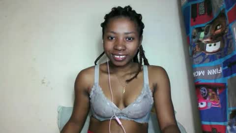 vailla02 online show from 09.30.25