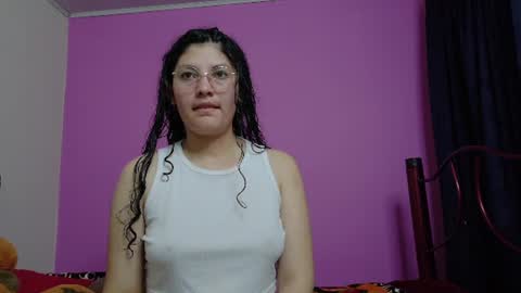 Snapshot of vainilla_cam chatting on 06.24.26 Vainilla online show from 06.24.26