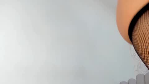 Snapshot of vaiolet__ chatting on 01.10.25 Vaiolet online show from 01.10.25