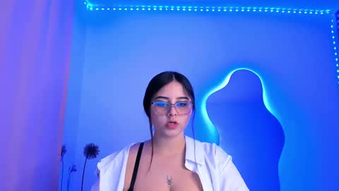 Valeria online show from 09.30.25