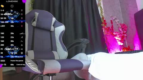 Snapshot of vale_bunny chatting on 05.17.26 Valery online show from 05.17.26