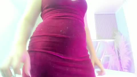 Snapshot of valeamaya chatting on 05.31.26 valeamaya online show from 05.31.26