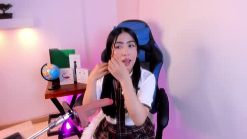 Snapshot of valecute_ chatting on 05.02.26 Vale online show from 05.02.26