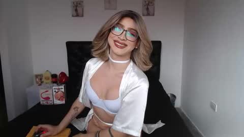 valen_foxxx online show from 05.03.26