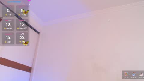 Snapshot of valen_ross_ chatting on 02.19.25 valentina Rossi 3 online show from 02.19.25