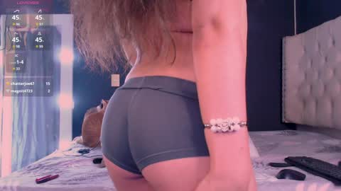 IG-valen mendoza99  twitter valenthompson99 online show from 12.08.24