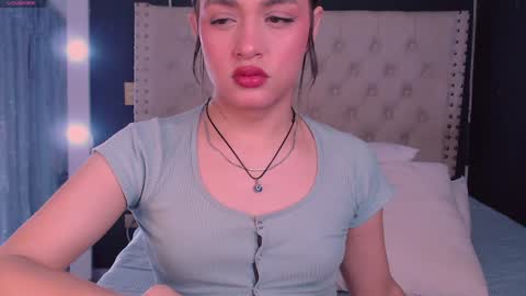 IG-valen mendoza99  twitter valenthompson99 online show from 01.15.25