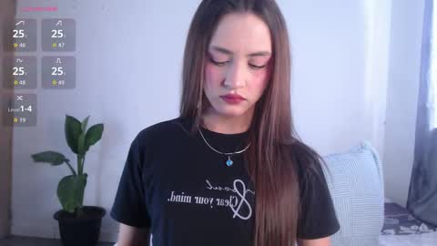Snapshot of valen_thompson chatting on 04.30.26 IG-valen mendoza99 twitter valenthompson99 online show from 04.30.26