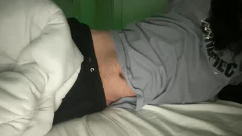 Snapshot of valence16 chatting on 04.12.26 valence16 online show from 04.12.26