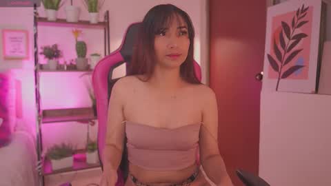 Snapshot of valenn_g chatting on 01.13.26 valenn_g online show from 01.13.26