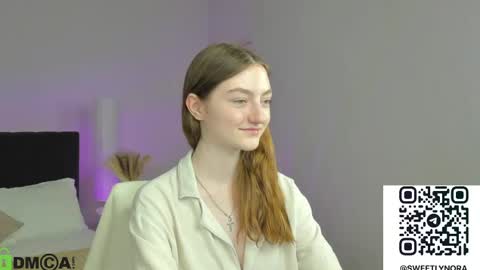 Snapshot of valenora1 chatting on 05.05.26 Nora online show from 05.05.26