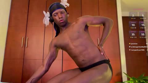   Valentin  independent Cam Boy     online show from 02.24.25