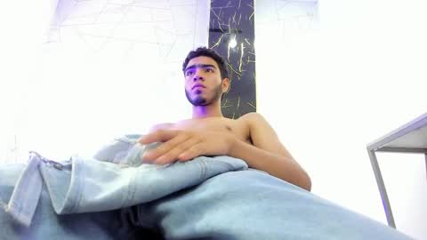 VALENTIN  online show from 04.06.26