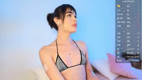 Snapshot of valentina_gaviria_ chatting on 04.09.26 VALENTINA GAVIRIA online show from 04.09.26