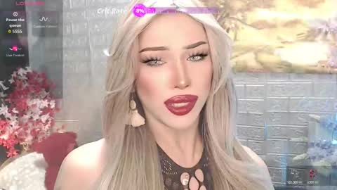 Snapshot of valentina_goddess_tsxxx chatting on 05.13.26 Amanda online show from 05.13.26