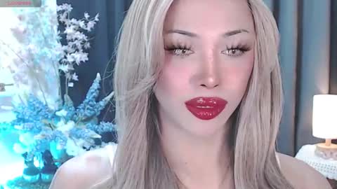 Snapshot of valentina_goddess_tsxxx chatting on 05.19.26 Amanda online show from 05.19.26