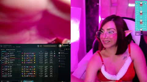 Snapshot of valentina_greco chatting on 12.19.24 Valentina online show from 12.19.24