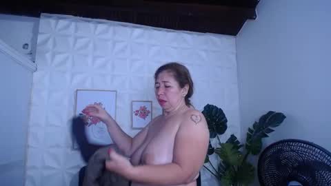 Valentina  online show from 09.16.25