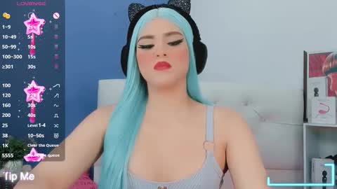 Snapshot of valentina_princess_ chatting on 11.17.25 valentina_princess_ online show from 11.17.25