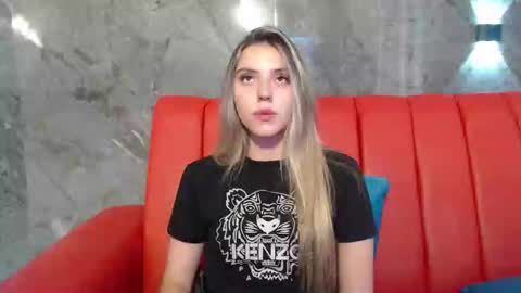 Snapshot of valentina_red18 chatting on 03.04.26 Valentina online show from 03.04.26