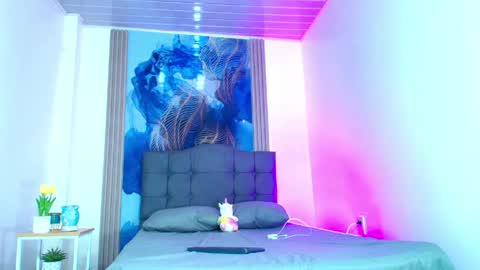 Snapshot of valentina_y_sneiderr chatting on 04.26.26 valentina_y_sneiderr online show from 04.26.26