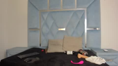 valentinaasm online show from 04.30.26