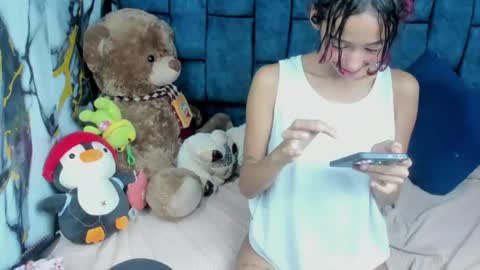 Snapshot of valentinaklean1 chatting on 06.22.26 valentinaklean1 online show from 06.22.26