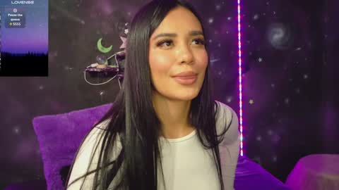 valentinarojass_ online show from 05.15.26