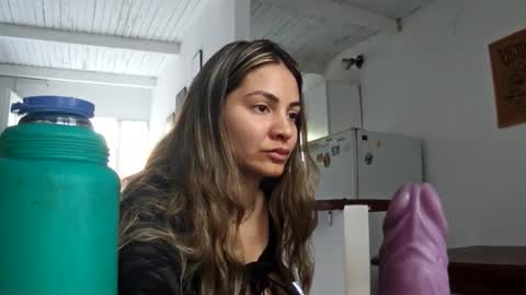 Snapshot of valentinaseleni24 chatting on 10.09.25 valentinaseleni24 online show from 10.09.25