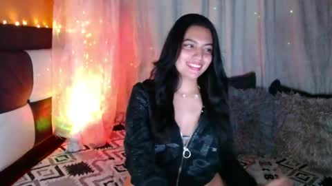 Snapshot of valentinasmith18 chatting on 05.25.26 valentinasmith18 online show from 05.25.26