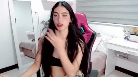 Snapshot of valentinasweet_ chatting on 05.03.26 Valentina online show from 05.03.26