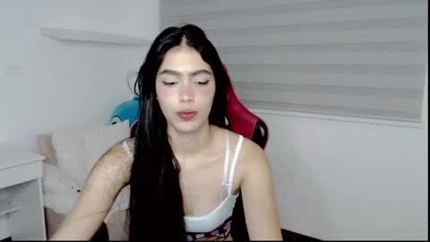 Snapshot of valentinasweet_ chatting on 05.11.26 Valentina online show from 05.11.26
