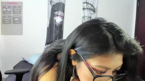 Snapshot of valentinax_love chatting on 05.18.26 Valentina online show from 05.18.26