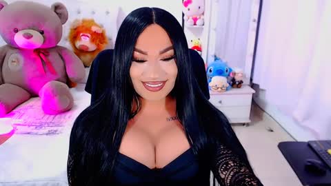 Snapshot of valentinaxqueen chatting on 01.13.25    online show from 01.13.25