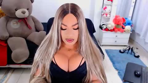 Snapshot of valentinaxqueen chatting on 09.28.25    online show from 09.28.25
