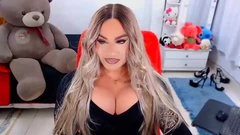 Snapshot of valentinaxqueen chatting on 09.29.25    online show from 09.29.25