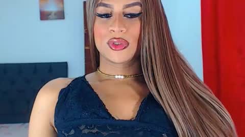 Snapshot of valentinaxxxdoll chatting on 01.27.25 VALENTINA online show from 01.27.25