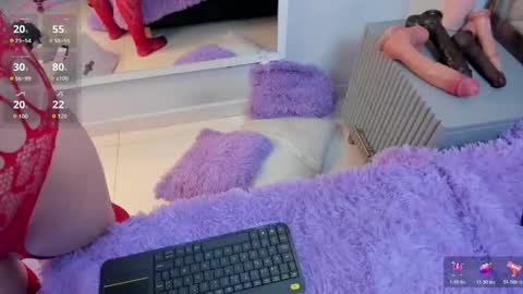 Mia  online show from 01.31.26