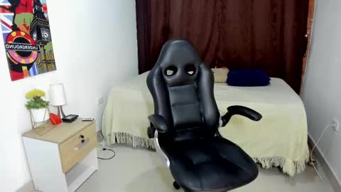 Snapshot of valentino_moura_ chatting on 03.07.25 VALENTINO MOURA online show from 03.07.25